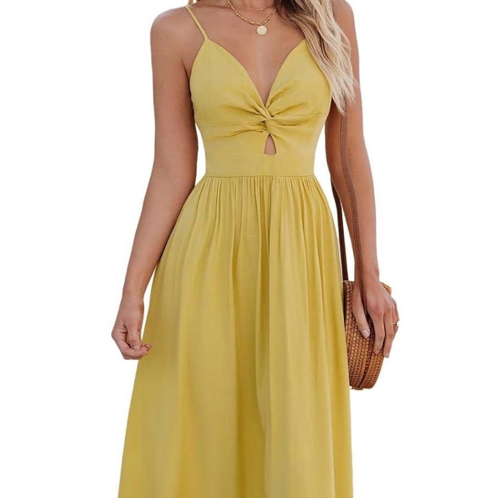 Cupshe Dress V Neck Twisted Open Back- vacation, cruise, dress
